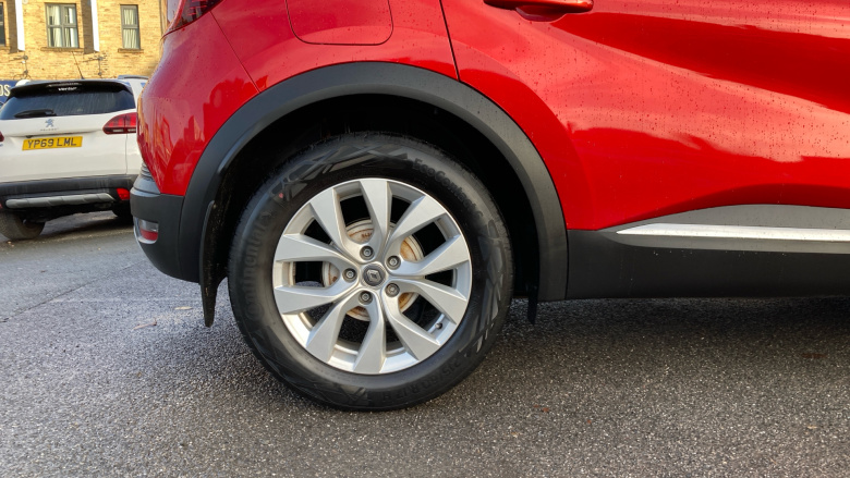 Renault Captur 1.0 TCE 100 Iconic 5dr Petrol Hatchback